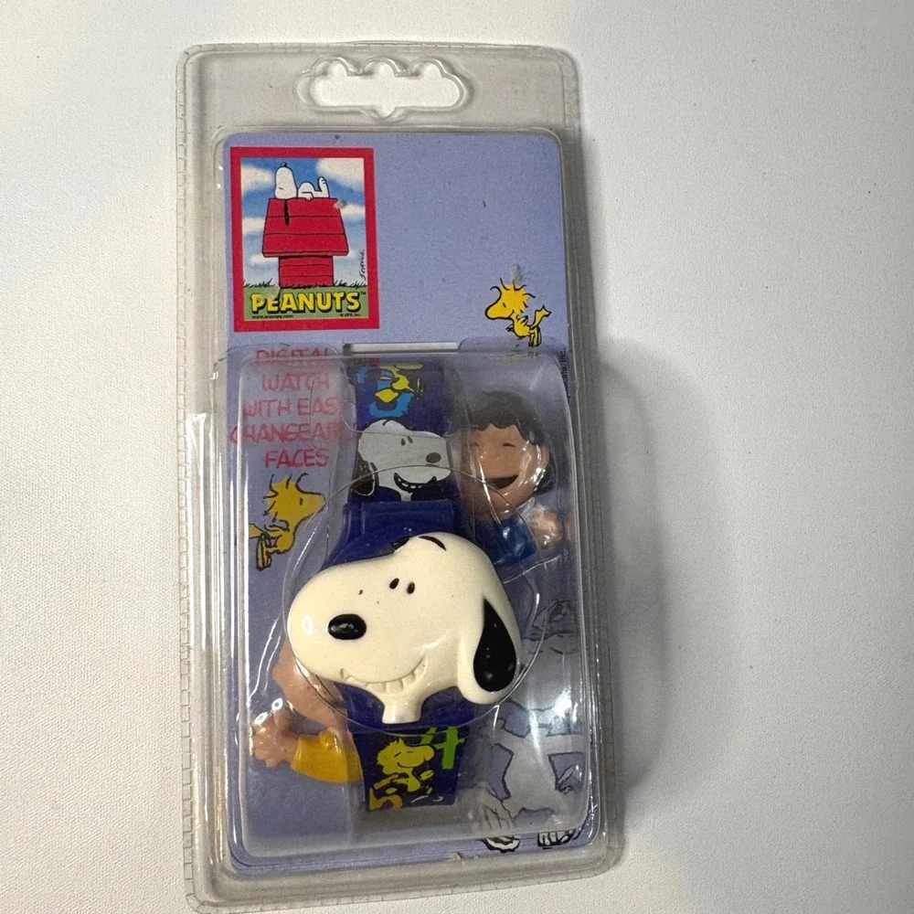 Vintage Peanuts Snoopy Digital Watch with Interchangeable Faces Blue EGC New